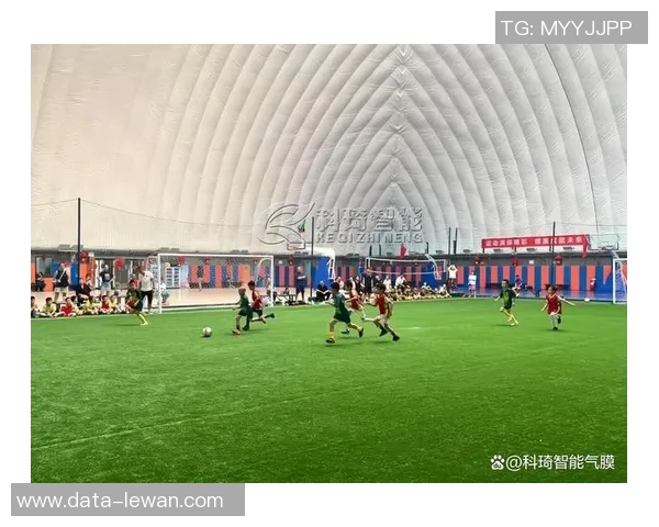 南京专业足球场周边设施与服务全面解析助力球迷畅享赛事体验